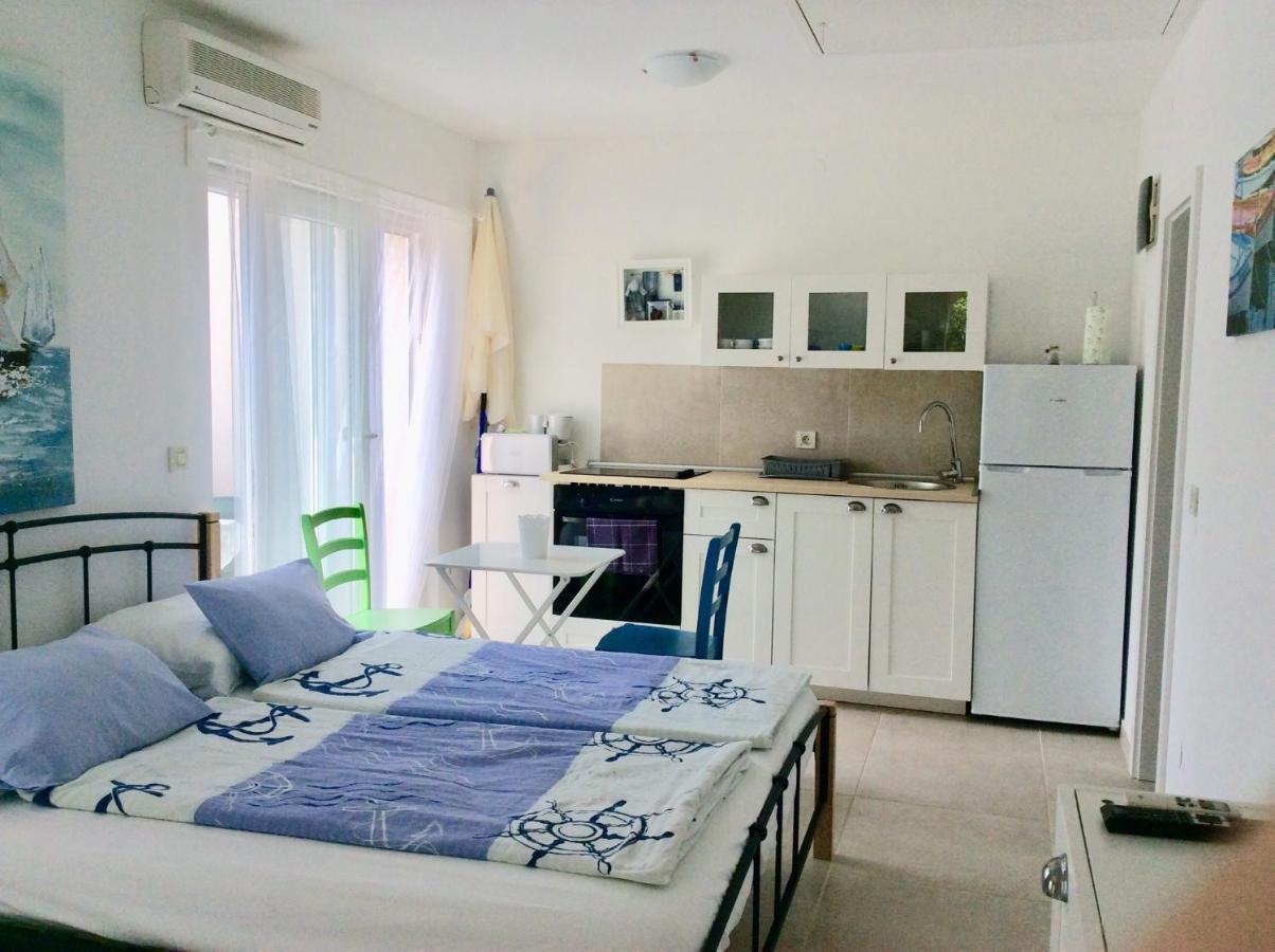 Apartment Pin ปิเนซิตซี ภายนอก รูปภาพ